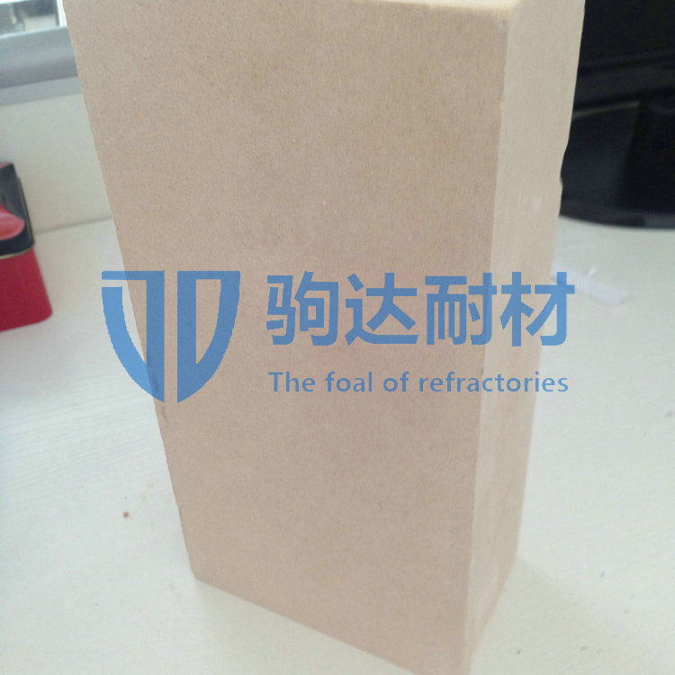 輕質(zhì)保溫磚